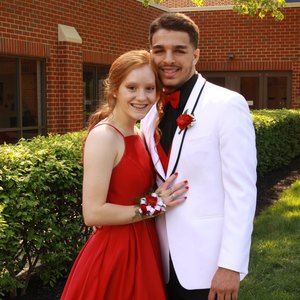 Meet your Posher, Aurelia